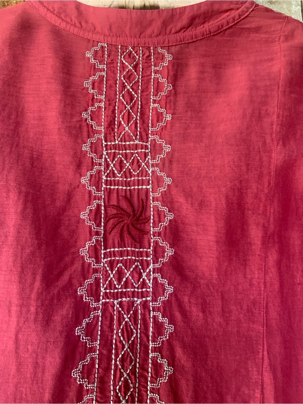3J Workshop Johnny Was * Beautiful Maroon Embroidered Blouse - Picture 8 of 14